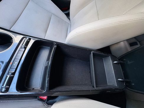 Used 2019 Kia Stinger RWD image 52