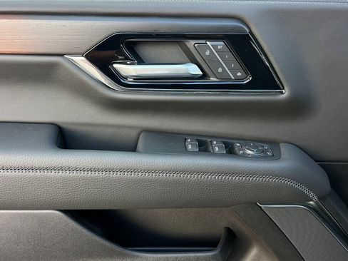 New 2026 GMC Yukon XL Denali AWD/4WD image 8