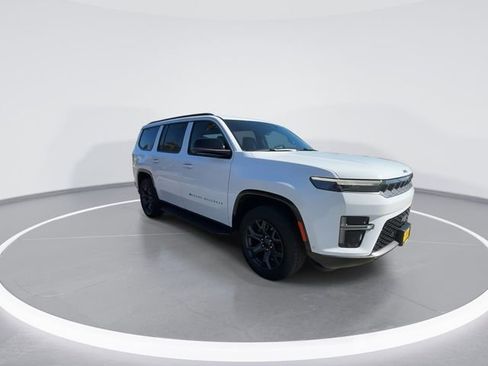 New 2026 Jeep Grand Wagoneer Limited image 2