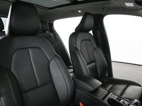 Used 2023 Volvo XC40 B5 Plus w/ Driver Assist Package image 19