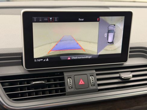 Used 2019 Audi Q5 Prestige w/ Prestige Package AWD/4WD image 21
