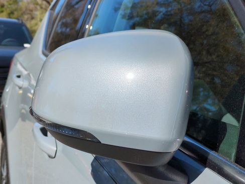 New 2025 Volvo XC40 B5 Core w/ Protection Package Premier image 12