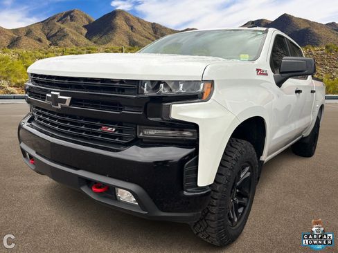 Used 2019 Chevrolet Silverado 1500 LT Trail Boss image 2