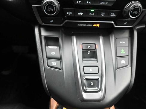 Used 2021 Honda CR-V Touring image 17