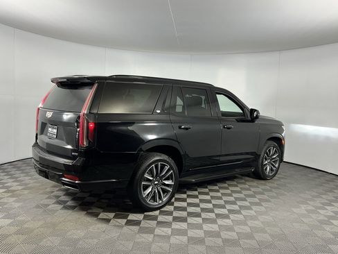 Used 2023 Cadillac Escalade Sport image 5