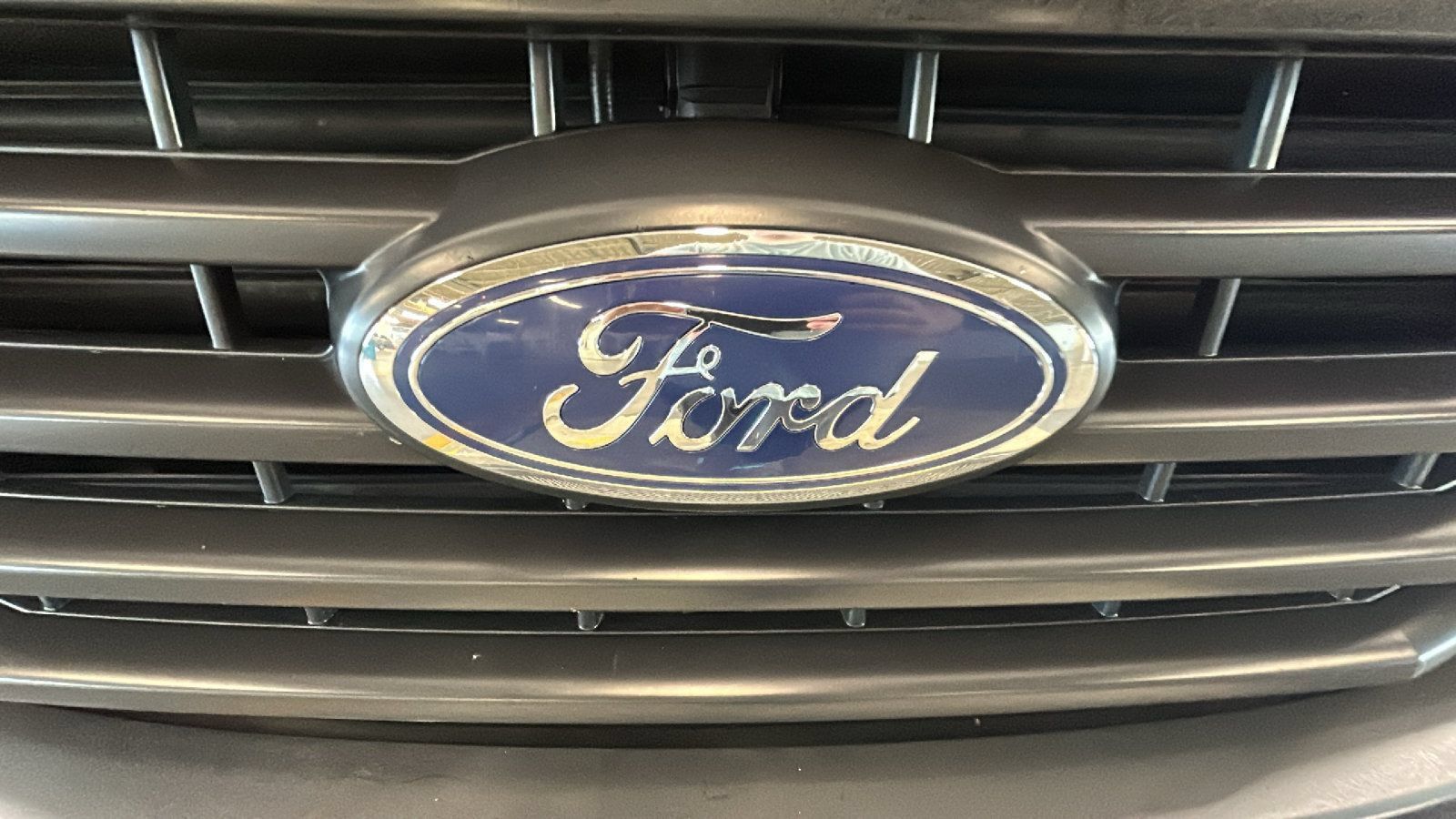 Used 2016 Ford F150 XLT w/ Equipment Group 302A Luxury AWD/4WD image 9