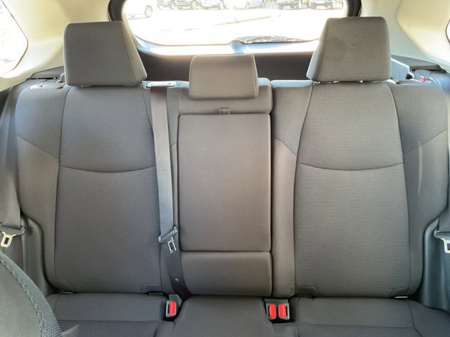 Used 2024 Toyota RAV4 LE AWD/4WD image 32