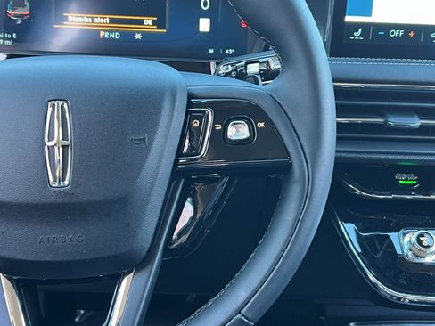 New 2026 Lincoln Corsair Premiere image 19