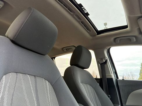 Used 2016 Chevrolet Sonic LT image 16