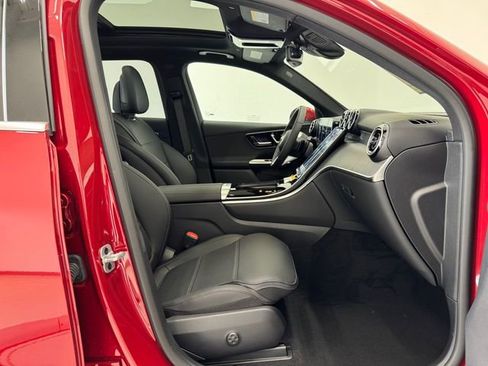 New 2025 Mercedes-Benz GLC 300 image 17