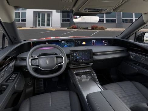 New 2026 Lincoln Nautilus Reserve image 9