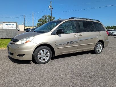 Used 2007 Toyota Sienna LE w/ LE Pkg 3