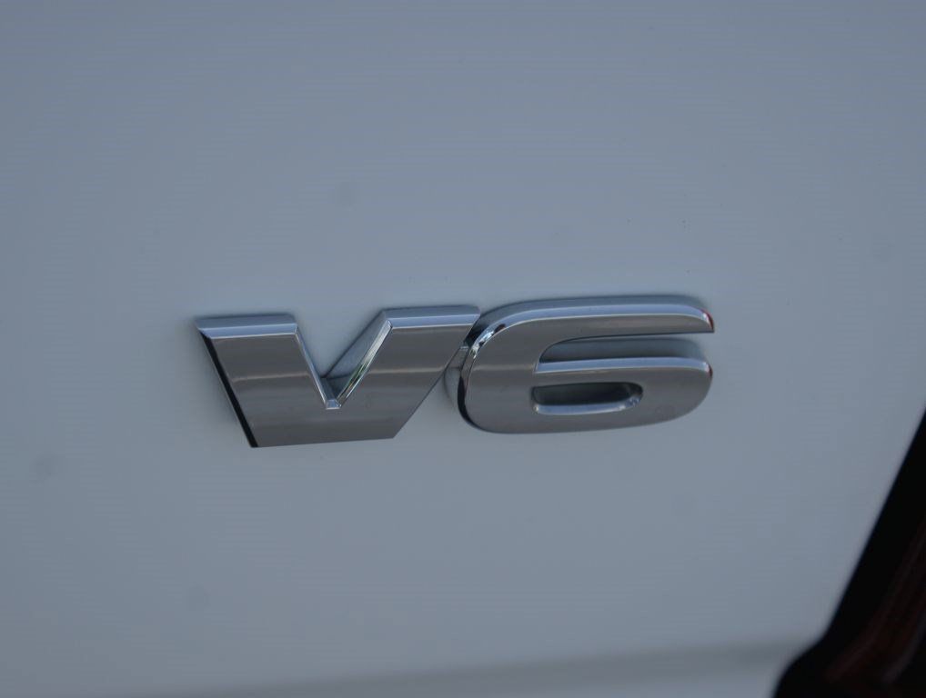 Used 2021 Toyota Tacoma SR5 RWD image 17