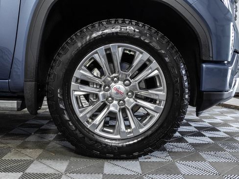 Used 2025 GMC Sierra 1500 Denali AWD/4WD image 43