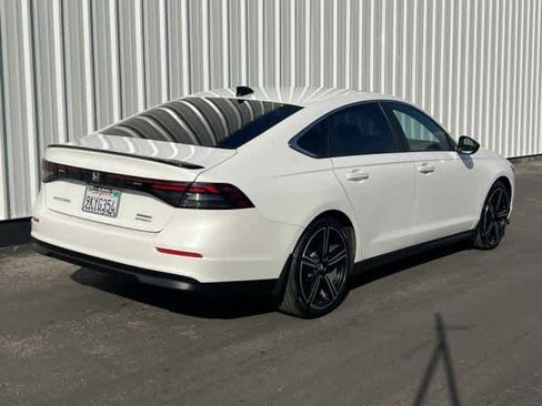 Used 2024 Honda Accord Sport image 6