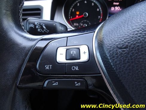 Used 2018 Volkswagen Atlas SE AWD/4WD image 25