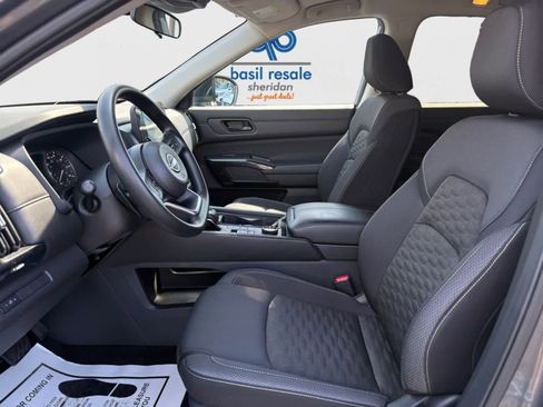Used 2025 Nissan Pathfinder S w/ Cargo Package AWD/4WD image 9