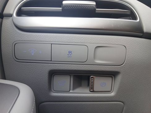 Used 2025 Hyundai Palisade SEL FWD image 18