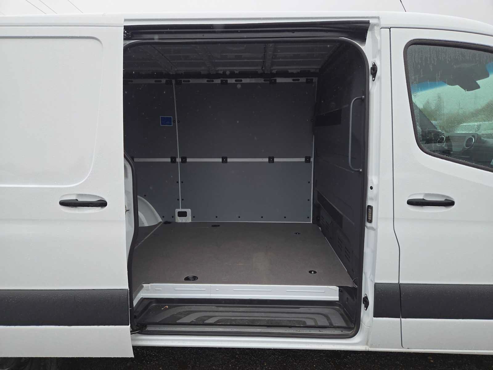 Used 2026 Mercedes-Benz Sprinter 2500 image 11