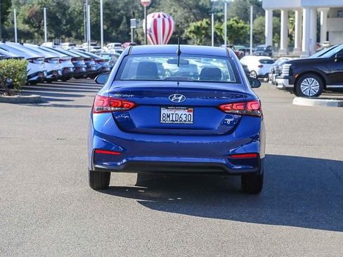 Used 2020 Hyundai Accent SE FWD image 4