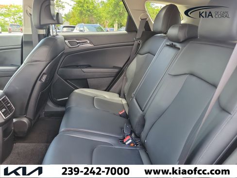 Certified 2023 Kia Sportage EX FWD image 10