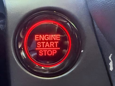Certified 2025 Honda HR-V Sport image 26