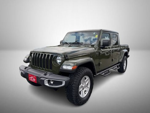 Used 2022 Jeep Gladiator Sport AWD/4WD image 2