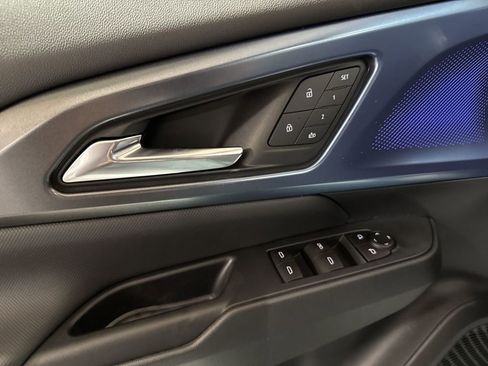 New 2026 Chevrolet Equinox EV LT w/ Convenience Package II image 21