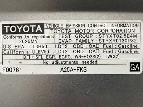 Used 2025 Toyota RAV4 XLE image 67
