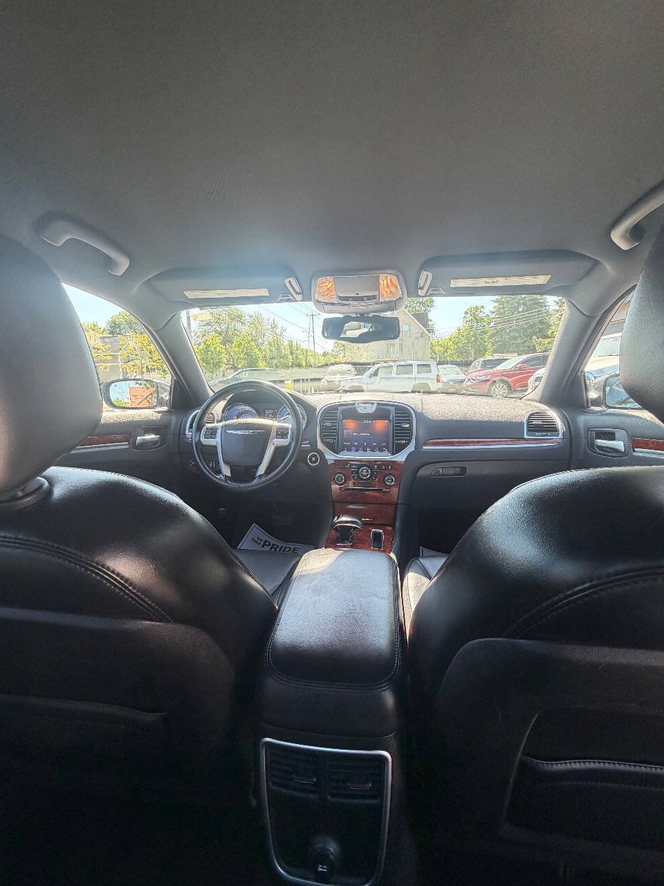 Used 2014 Chrysler 300 RWD image 31