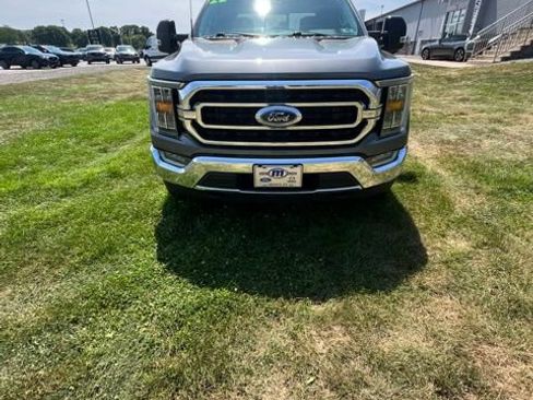 Used 2022 Ford F150 XLT w/ Equipment Group 302A High AWD/4WD image 9