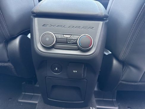 New 2026 Ford Explorer Active w/ Active Comfort Package image 36