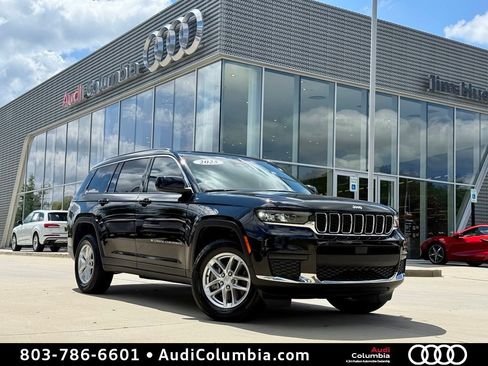 Used 2025 Jeep Grand Cherokee L Laredo RWD image 1