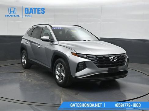 Used 2024 Hyundai Tucson SEL FWD image 4