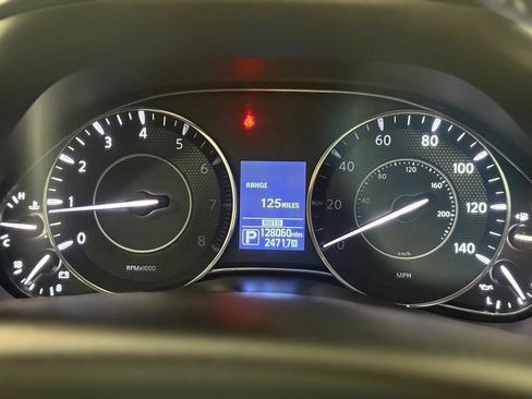 Used 2017 Nissan Armada Platinum w/ Captain Seat Package AWD/4WD image 15