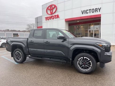 New 2026 Toyota Tacoma TRD Sport image 7