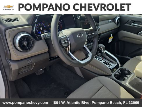 New 2026 Chevrolet Colorado ZR2 w/ Technology Package AWD/4WD image 14