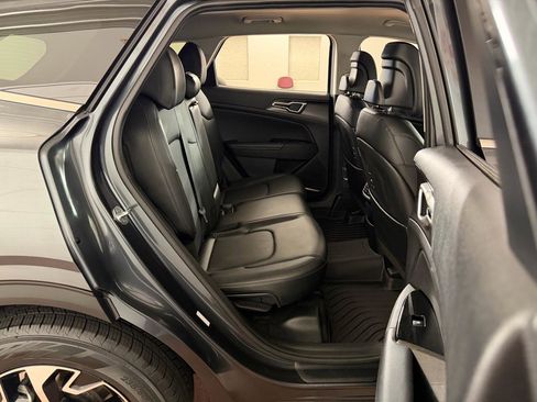Used 2023 Kia Sportage EX image 35