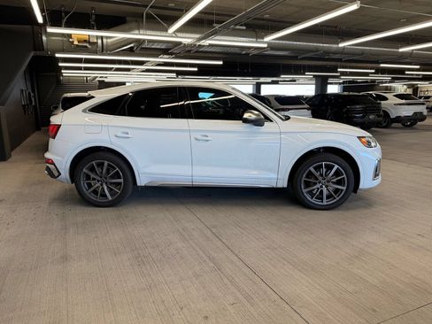 Used 2023 Audi SQ5 Premium Plus w/ Premium Plus Package AWD/4WD image 5