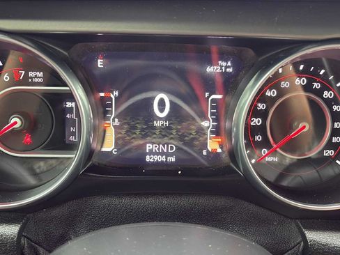Used 2019 Jeep Wrangler Unlimited Rubicon AWD/4WD image 16