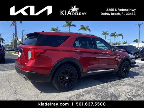 Used 2020 Ford Explorer Limited image 3