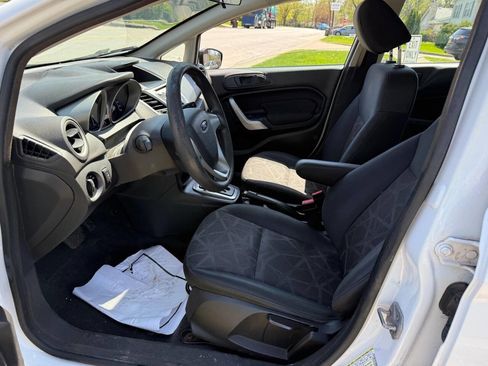 Used 2012 Ford Fiesta SE image 13
