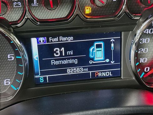 Used 2018 Chevrolet Silverado 1500 LT w/ Texas Edition AWD/4WD image 13