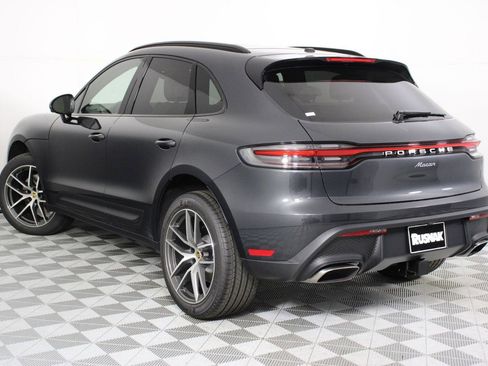 New 2026 Porsche Macan image 3