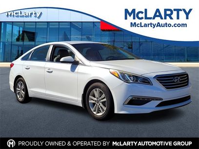 Used 2015 Hyundai Sonata SE w/ Option Group 09