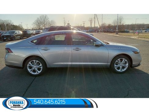 New 2025 Honda Accord LX image 4