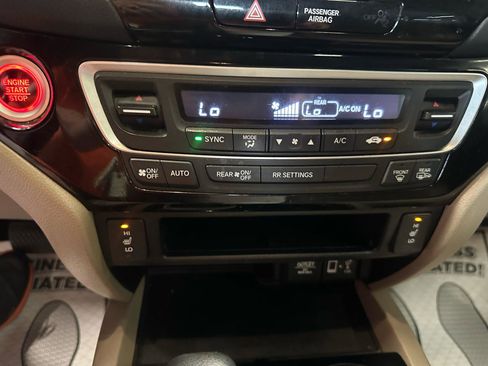 Used 2017 Honda Ridgeline RTL-E image 17