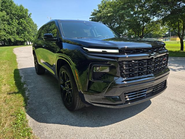 New 2026 Chevrolet Traverse RS w/ LPO, Floor Liner Package FWD image 10