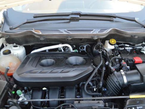 Used 2021 Ford EcoSport SE w/ SE Convenience Package image 23