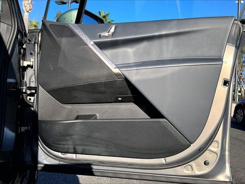 Used 2023 BMW iX xDrive50 image 21